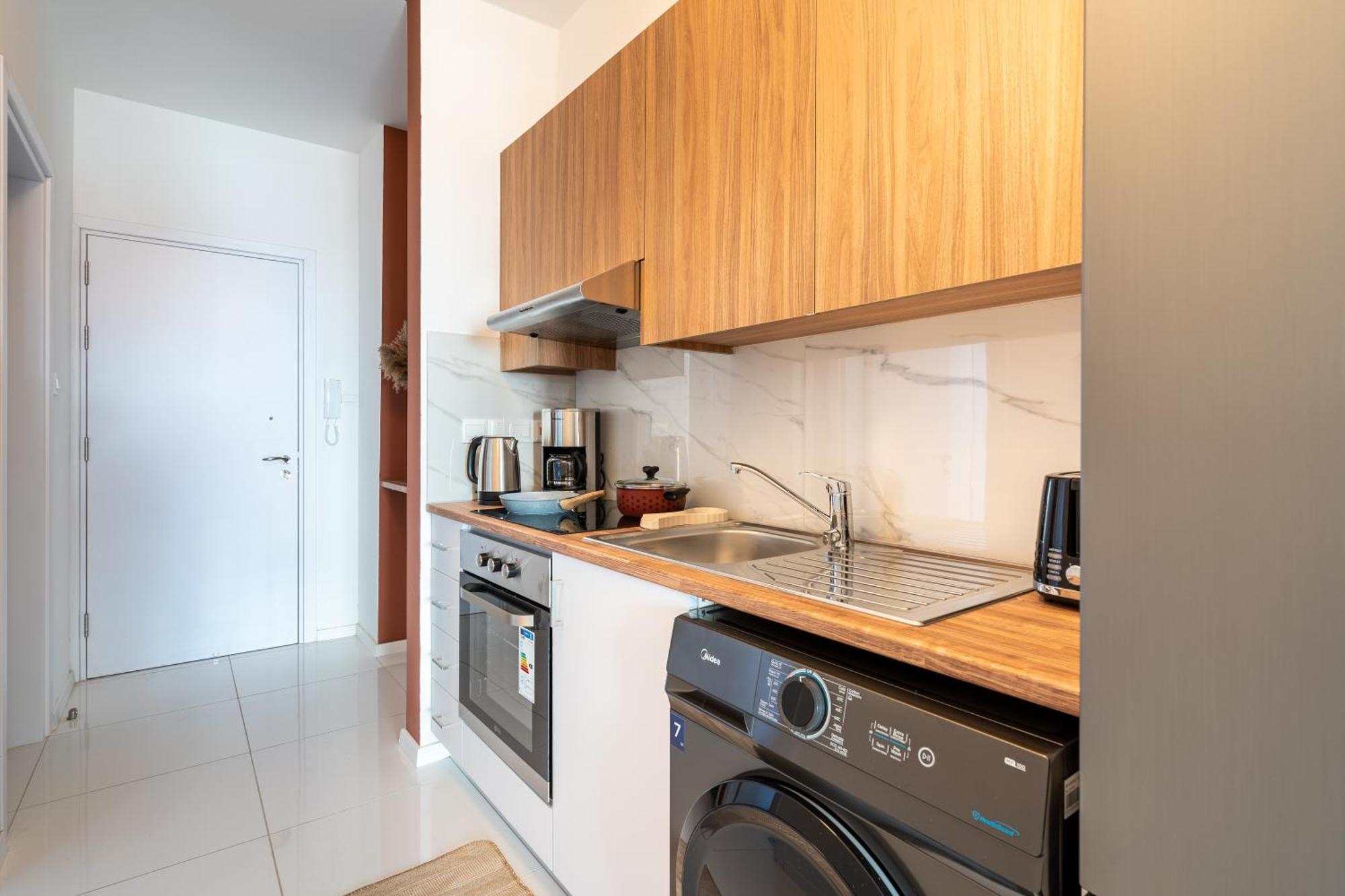 Arion 1-Bedroom Apartment In ラルナカ エクステリア 写真
